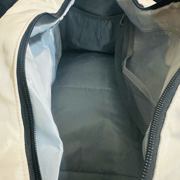 ETRONIK Rolling Duffle Bag with Wheels, Sz: 21 Inch - NWT - Picture 9 of 16